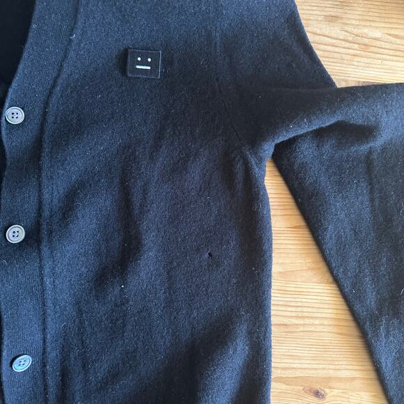Acne Studios Dasher C Face black wool cardigan Size Medium *damage* - Picture 6 of 6